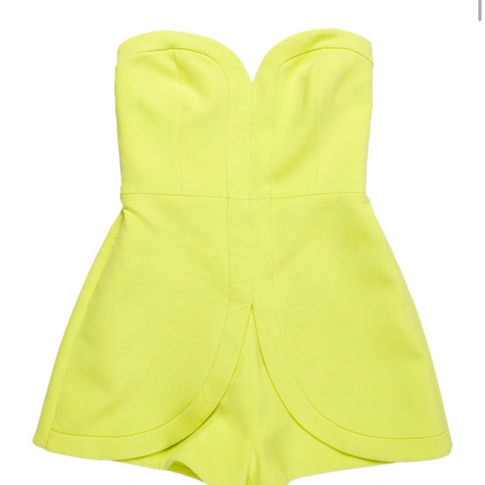 Alexis romper